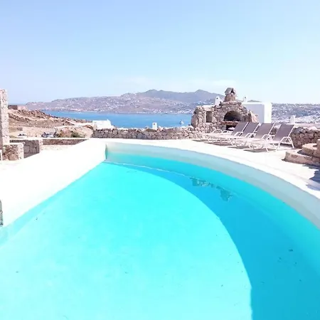 Nuera * Mykonos Town